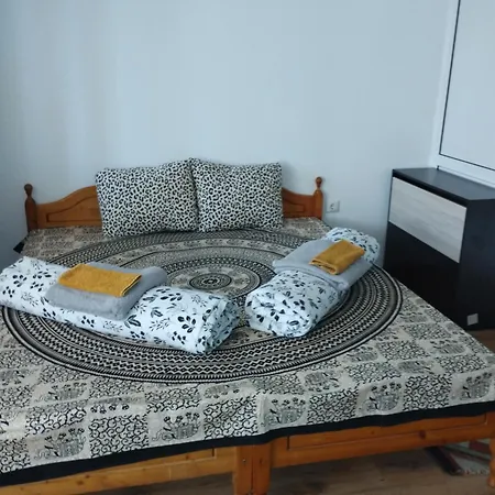 ками Къща за гости 3*